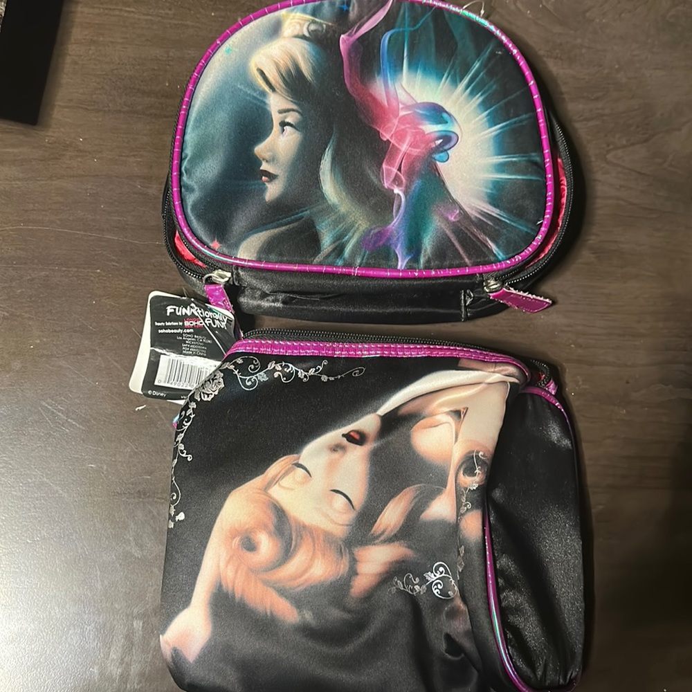 Sleeping beauty make up bag set